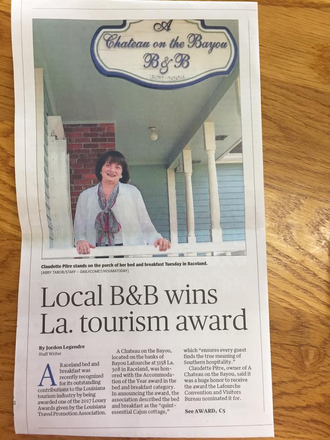 A Chateau On The Bayou Bed & Breakfast Raceland Esterno foto